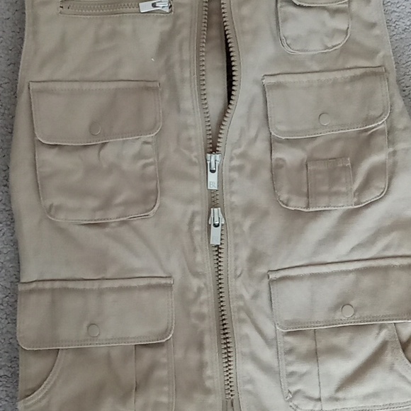 Banana Republic Baby Cargo Vest 5 - Picture 4 of 5